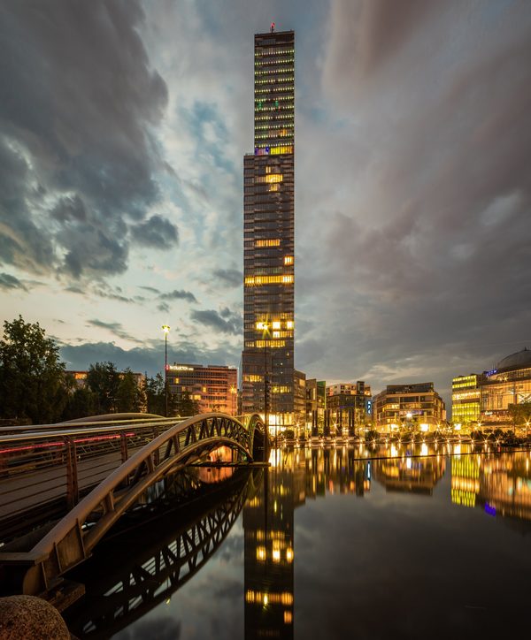 Köln, KölnTurm im Mediapark